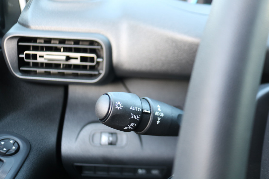Peugeot e-Partner 136 L1 50 kWh Airco Camera