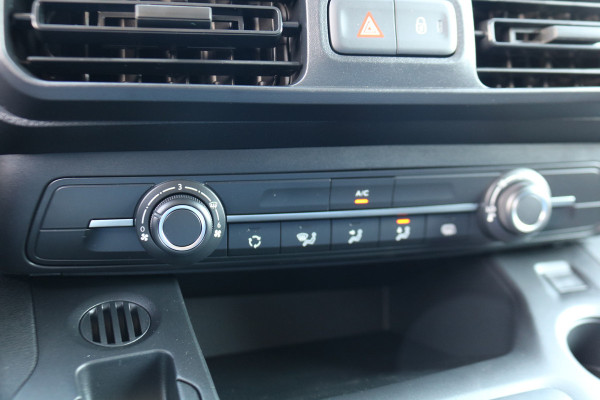Peugeot e-Partner 136 L1 50 kWh Airco Camera