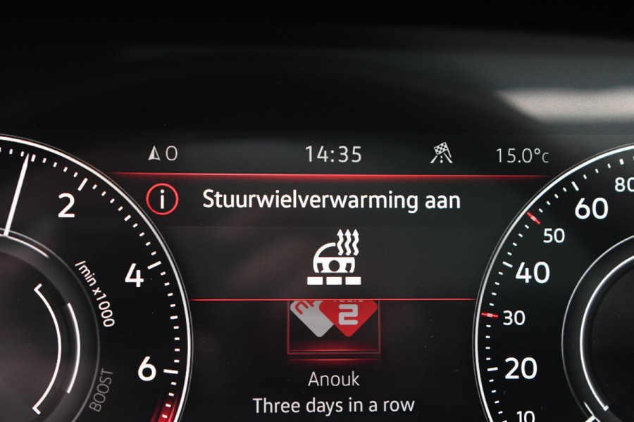 Volkswagen Touareg R 3.0 TSi eHybrid 4M Pano Trekh ACC Luchtvering