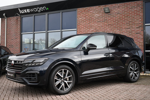 Volkswagen Touareg R 3.0 TSi eHybrid 4M Pano Trekh ACC Luchtvering
