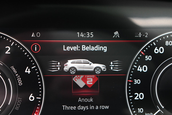 Volkswagen Touareg R 3.0 TSi eHybrid 4M Pano Trekh ACC Luchtvering