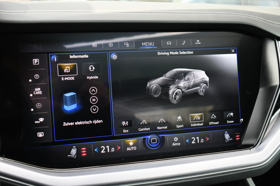 Volkswagen Touareg R 3.0 TSi eHybrid 4M Pano Trekh ACC Luchtvering