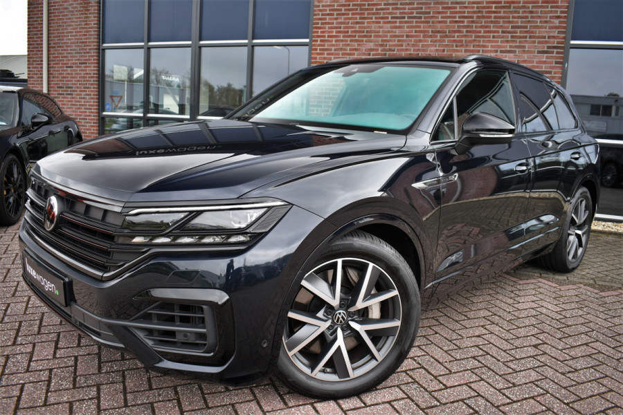 Volkswagen Touareg R 3.0 TSi eHybrid 4M Pano Trekh ACC Luchtvering