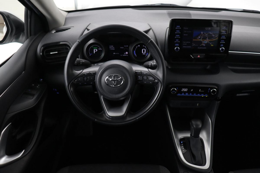 Toyota Yaris 1.5 Hybrid Dynamic | Camera | Adaptive cruise | Carplay | Full LED | Keyless | Navigatie | Climate control | Bluetooth