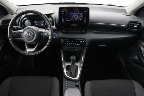 Toyota Yaris 1.5 Hybrid Dynamic | Camera | Adaptive cruise | Carplay | Full LED | Keyless | Navigatie | Climate control | Bluetooth