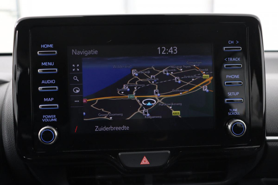 Toyota Yaris 1.5 Hybrid Dynamic | Camera | Adaptive cruise | Carplay | Full LED | Keyless | Navigatie | Climate control | Bluetooth