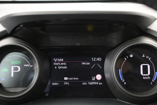 Toyota Yaris 1.5 Hybrid Dynamic | Camera | Adaptive cruise | Carplay | Full LED | Keyless | Navigatie | Climate control | Bluetooth