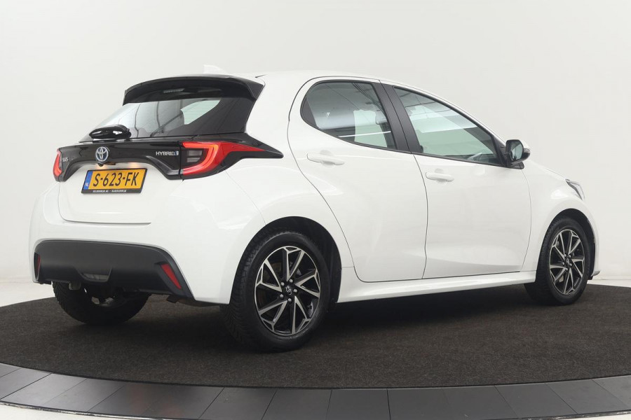 Toyota Yaris 1.5 Hybrid Dynamic | Camera | Adaptive cruise | Carplay | Full LED | Keyless | Navigatie | Climate control | Bluetooth