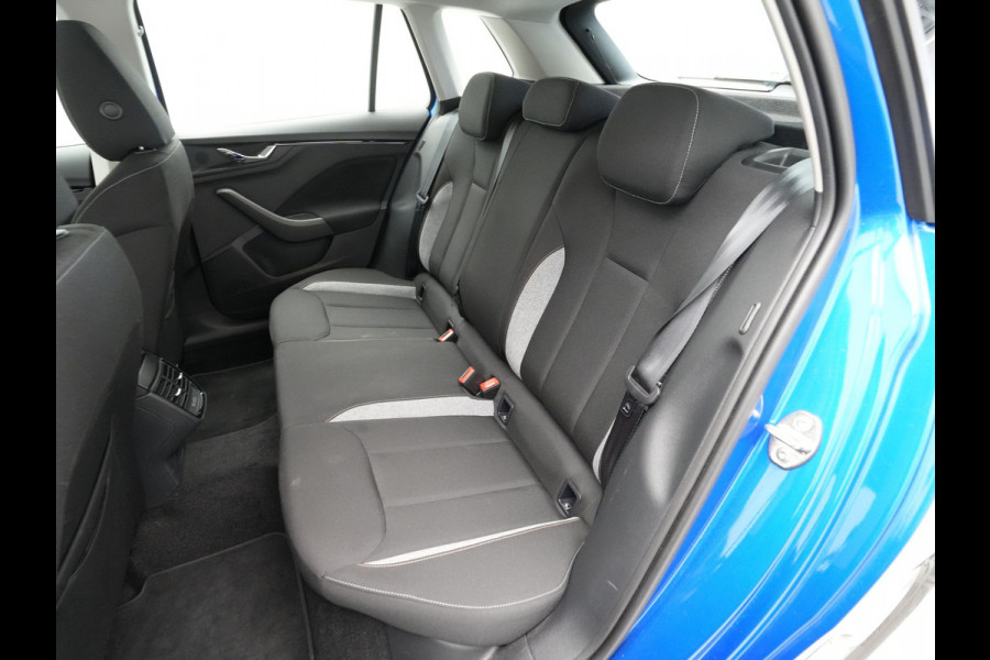 Škoda Kamiq 1.0 TSI 115pk DSG Selection Navi via App Clima Cruise Pdc 28