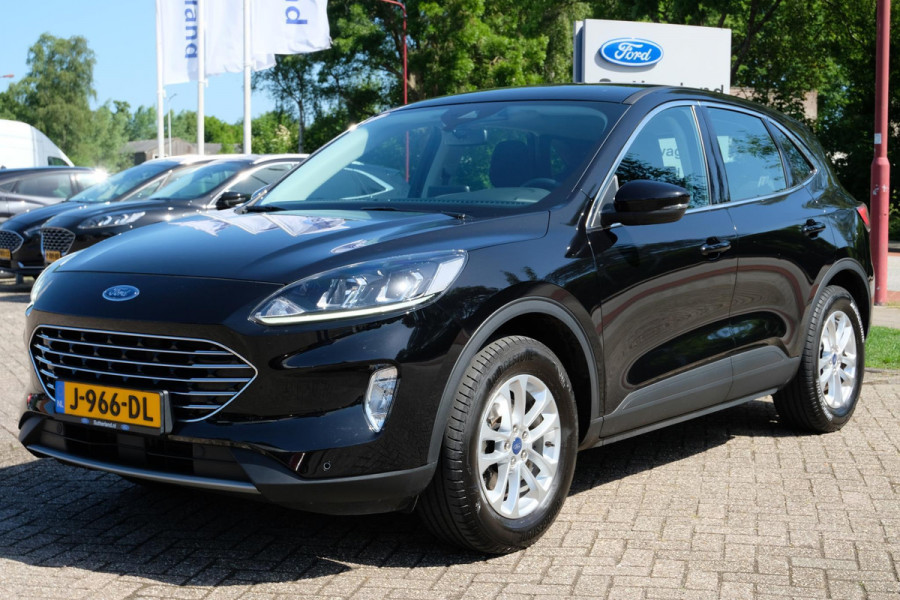 Ford Kuga 1.5 EcoBoost Titanium 120pk Wegklapbare Trekhaak | Navigatie | Parkeersensoren | Apple Carplay | Metaal lak | Dealer onderhouden