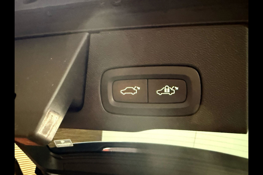Volvo XC60 2.0 T8 Twin Engine AWD Inscription | Pano | Harman/Kardon | Carplay