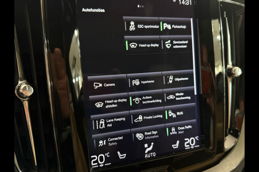 Volvo XC60 2.0 T8 Twin Engine AWD Inscription | Pano | Harman/Kardon | Carplay