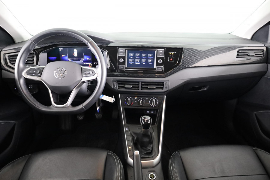 Volkswagen Polo 1.0 TSI Life 95 pk | Verlengde garantie | Navigatie via App | Parkeersensoren | Adaptieve cruise control | LED koplampen | Leer interieur