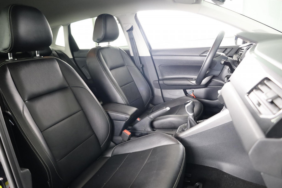 Volkswagen Polo 1.0 TSI Life 95 pk | Verlengde garantie | Navigatie via App | Parkeersensoren | Adaptieve cruise control | LED koplampen | Leer interieur