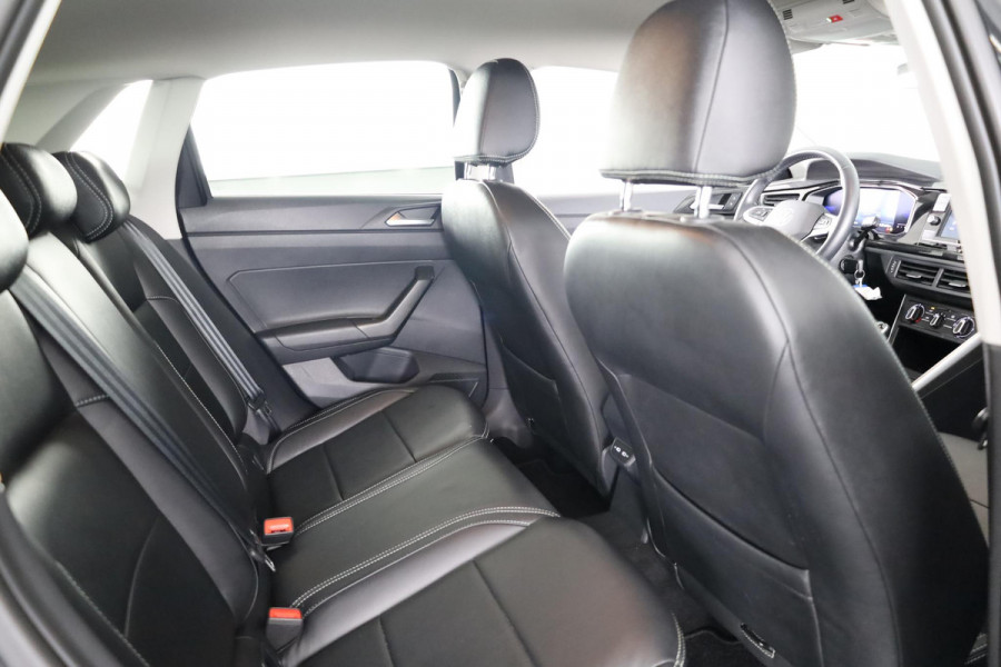 Volkswagen Polo 1.0 TSI Life 95 pk | Verlengde garantie | Navigatie via App | Parkeersensoren | Adaptieve cruise control | LED koplampen | Leer interieur
