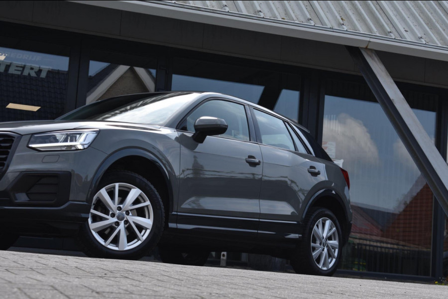 Audi Q2 35 TFSI epic | AFN. TREKHAAK | NAVIGATIE | NAP | CRUISE CONTROLE | CLIMATE CONTROLE