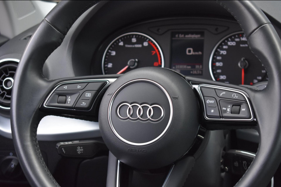 Audi Q2 35 TFSI epic | AFN. TREKHAAK | NAVIGATIE | NAP | CRUISE CONTROLE | CLIMATE CONTROLE