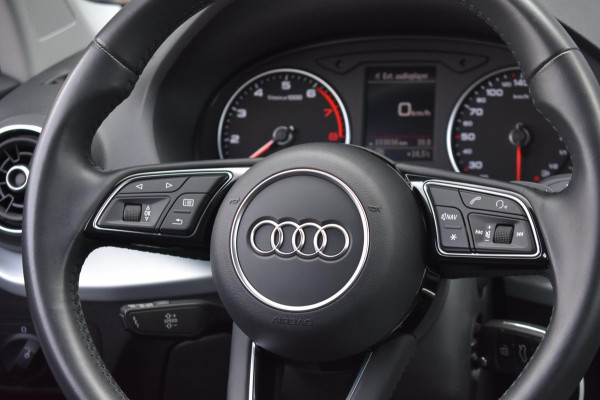 Audi Q2 35 TFSI epic | AFN. TREKHAAK | NAVIGATIE | NAP | CRUISE CONTROLE | CLIMATE CONTROLE