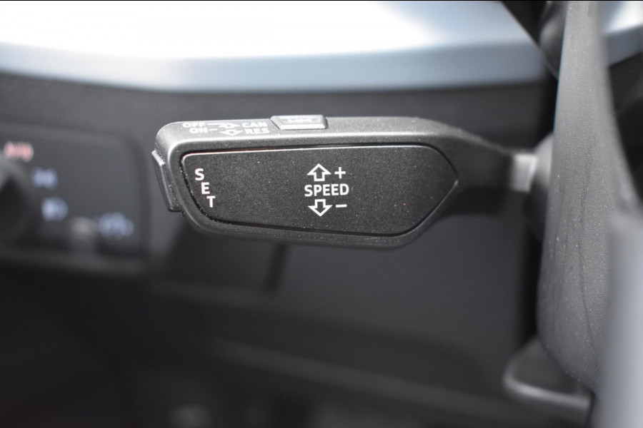 Audi Q2 35 TFSI epic | AFN. TREKHAAK | NAVIGATIE | NAP | CRUISE CONTROLE | CLIMATE CONTROLE