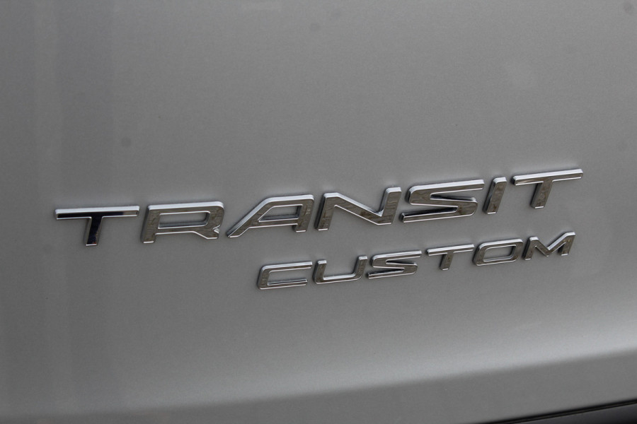 Ford Transit Custom 320 2.0-108pk TDCI L2H1 Trend. Nette Ford Transit Custom lengte 2 voor nog vele jaren werkplezier ! Airco, imperiaal