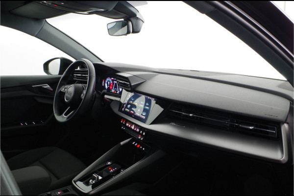 Audi A3 Sportback 30 TFSI Pro Line > Donkere Hemel/18inch/getint glas/stoelverwarming...