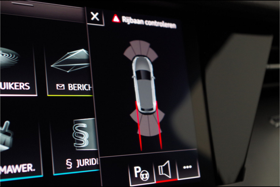 Audi A3 Sportback 30 TFSI Pro Line > Donkere Hemel/18inch/getint glas/stoelverwarming...