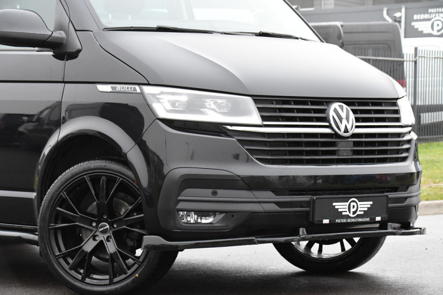 Volkswagen Transporter 2.0 TDI L2H1 32 DC Bulli Black Edition Virtual, Adaptieve Cruise, LED, Camera, Carplay, Automaat, 150PK, Multimedia, UNIEK!