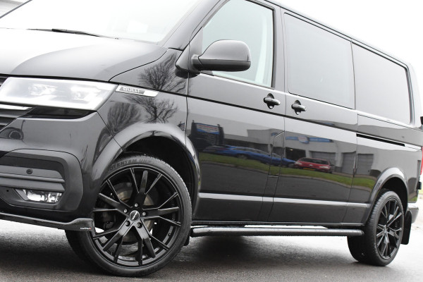 Volkswagen Transporter 2.0 TDI L2H1 32 DC Bulli Black Edition Virtual, Adaptieve Cruise, LED, Camera, Carplay, Automaat, 150PK, Multimedia, UNIEK!