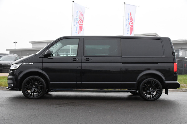 Volkswagen Transporter 2.0 TDI L2H1 32 DC Bulli Black Edition Virtual, Adaptieve Cruise, LED, Camera, Carplay, Automaat, 150PK, Multimedia, UNIEK!
