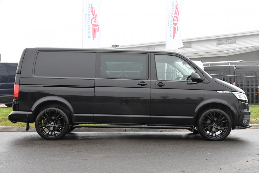 Volkswagen Transporter 2.0 TDI L2H1 32 DC Bulli Black Edition Virtual, Adaptieve Cruise, LED, Camera, Carplay, Automaat, 150PK, Multimedia, UNIEK!