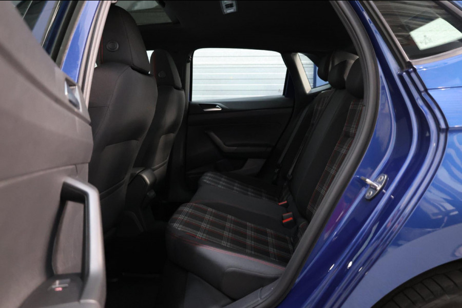 Volkswagen Polo 2.0 TSI GTI 200+PK LED/VIRTUAL/PANO/S.VERWARMING/18" LMV/PDC/CRUISE/ECC/12 MDN GARANTIE!
