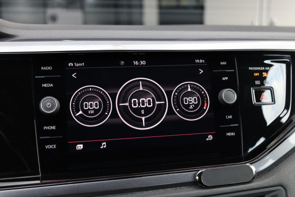 Volkswagen Polo 2.0 TSI GTI 200+PK LED/VIRTUAL/PANO/S.VERWARMING/18" LMV/PDC/CRUISE/ECC/12 MDN GARANTIE!