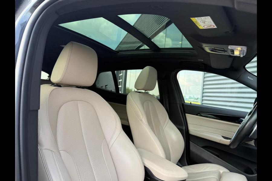 BMW X2 sDrive20i M Sport | Panodak | Adaptive Cruise | Trekhaak Afneembaar | Head-up Display | Carplay | LED | Camera | Lederen Sportstoelen & Memory |