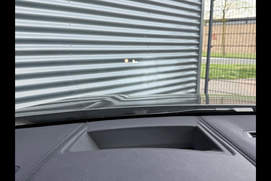 BMW X2 sDrive20i M Sport | Panodak | Adaptive Cruise | Trekhaak Afneembaar | Head-up Display | Carplay | LED | Camera | Lederen Sportstoelen & Memory |