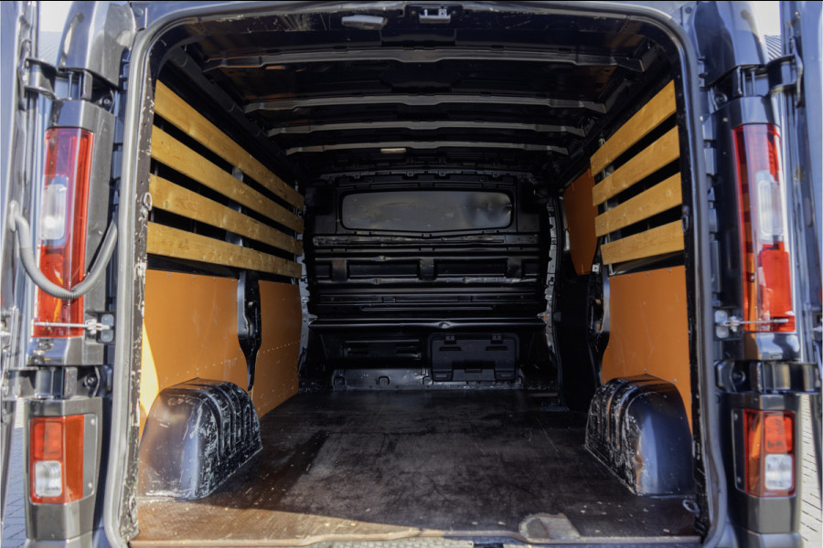 Renault Trafic 1.6 dCi L2H1 125PK | Navigatie | Cruise | Airco | PDC | Euro 6