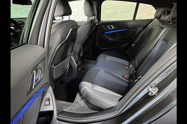 BMW 1-serie M-Sport Plus 50 Jahre | Live Cockpit Pro | Headup | Navi Prof. | Stoelverw. | H-Leder | Camera | Crystal Pook |  Ambiente Led | Carplay | 19" | Lane Assist | Pr. Glas.| Rijklaarprijs Incl. Gr. Onderhoud |10-2021.