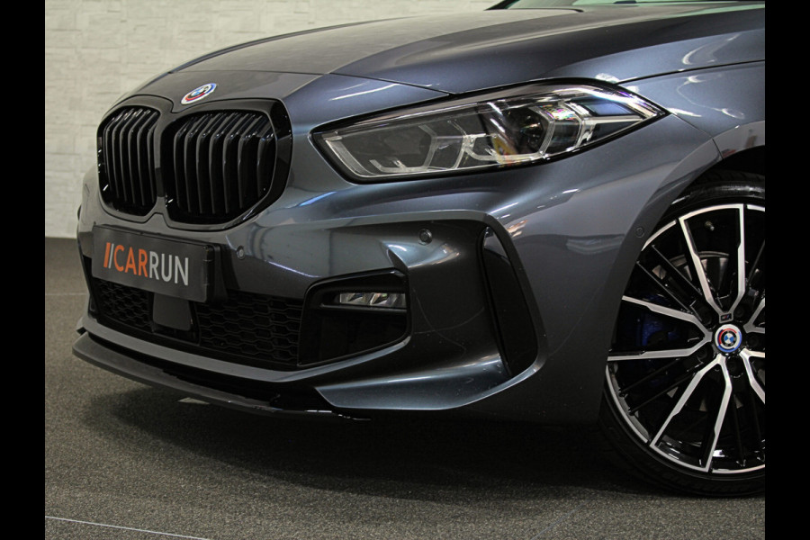 BMW 1-serie M-Sport Plus 50 Jahre | Live Cockpit Pro | Headup | Navi Prof. | Stoelverw. | H-Leder | Camera | Crystal Pook |  Ambiente Led | Carplay | 19" | Lane Assist | Pr. Glas.| Rijklaarprijs Incl. Gr. Onderhoud |10-2021.