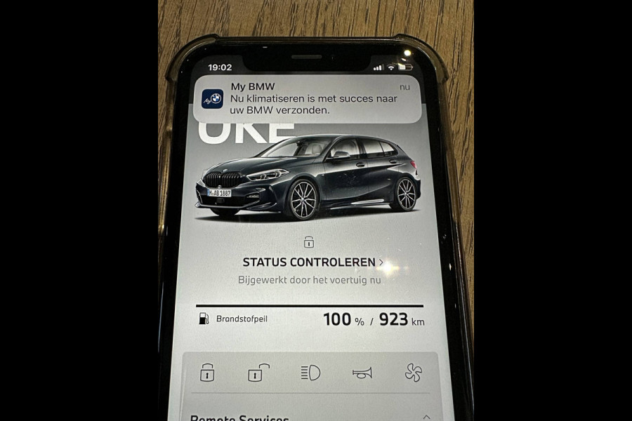 BMW 1-serie M-Sport Plus 50 Jahre | Live Cockpit Pro | Headup | Navi Prof. | Stoelverw. | H-Leder | Camera | Crystal Pook |  Ambiente Led | Carplay | 19" | Lane Assist | Pr. Glas.| Rijklaarprijs Incl. Gr. Onderhoud |10-2021.