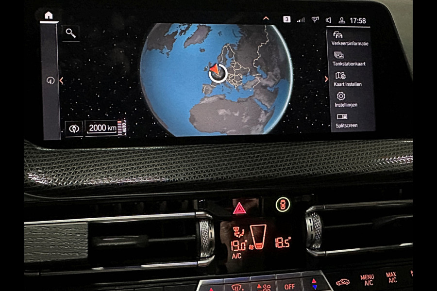 BMW 1-serie M-Sport Plus 50 Jahre | Live Cockpit Pro | Headup | Navi Prof. | Stoelverw. | H-Leder | Camera | Crystal Pook |  Ambiente Led | Carplay | 19" | Lane Assist | Pr. Glas.| Rijklaarprijs Incl. Gr. Onderhoud |10-2021.