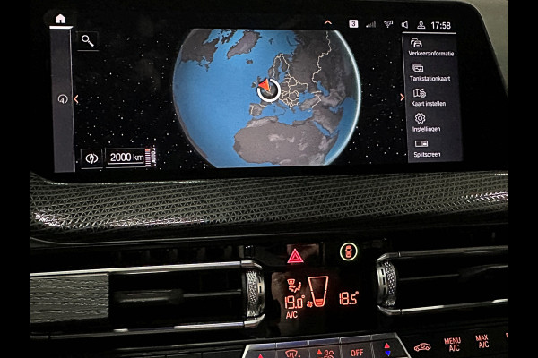 BMW 1-serie M-Sport Plus 50 Jahre | Live Cockpit Pro | Headup | Navi Prof. | Stoelverw. | H-Leder | Camera | Crystal Pook |  Ambiente Led | Carplay | 19" | Lane Assist | Pr. Glas.| Rijklaarprijs Incl. Gr. Onderhoud |10-2021.