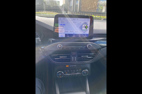 Ford FOCUS Wagon 1.0 EcoBoost ST-Line Business Automaat | Winter Pack | Camera | Privacy glass