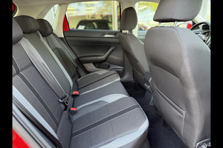 Volkswagen Polo 1.0 TSI Highline R-Line|Virtual|Carplay|Led