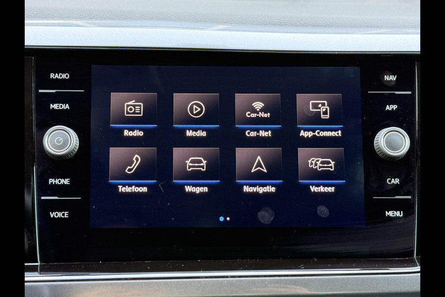 Volkswagen Polo 1.0 TSI Highline R-Line|Virtual|Carplay|Led
