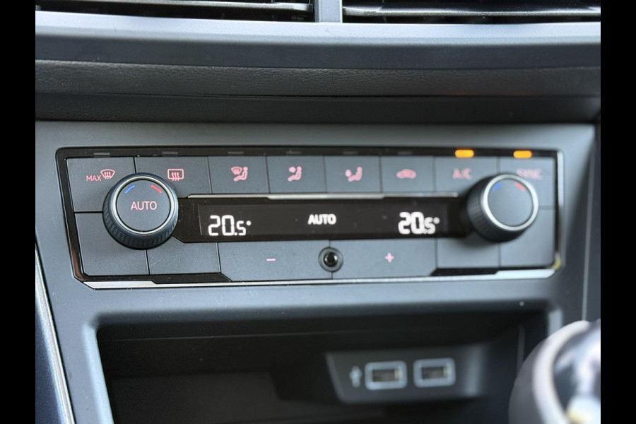 Volkswagen Polo 1.0 TSI Highline R-Line|Virtual|Carplay|Led