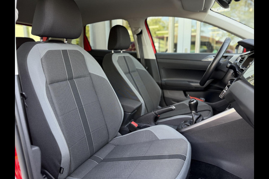 Volkswagen Polo 1.0 TSI Highline R-Line|Virtual|Carplay|Led