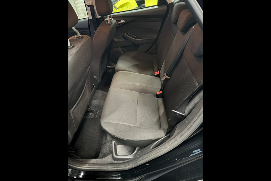 Ford FOCUS Wagon 1.0 Lease Edition Navi | Clima | Cruise | PDC