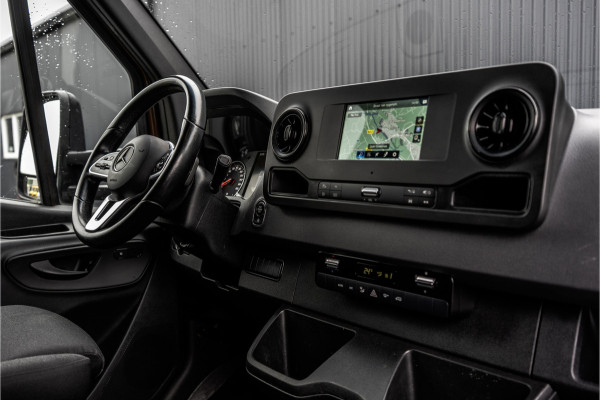 Mercedes-Benz Sprinter 515 CDI | Bakwagen met laadklep | Automaat | Mbux | Carplay | Navigatie | Climate | Cruise | Euro 6