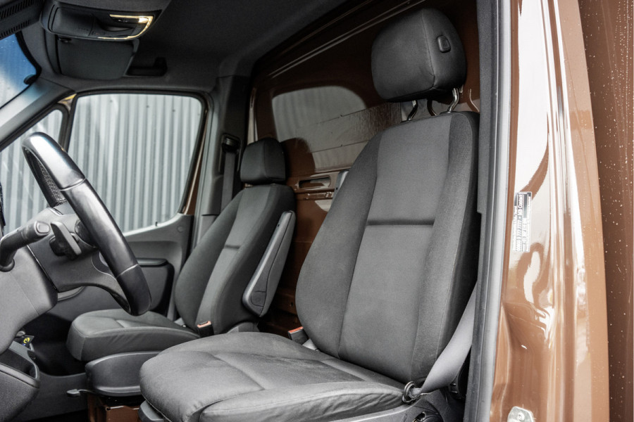 Mercedes-Benz Sprinter 515 CDI | Bakwagen met laadklep | Automaat | Mbux | Carplay | Navigatie | Climate | Cruise | Euro 6