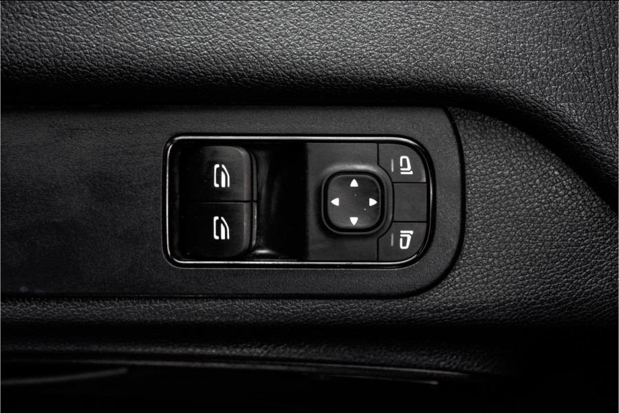Mercedes-Benz Sprinter 515 CDI | Bakwagen met laadklep | Automaat | Mbux | Carplay | Navigatie | Climate | Cruise | Euro 6