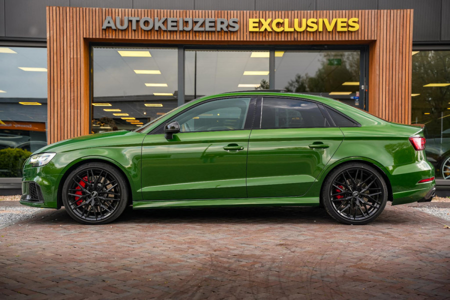 Audi A3 Limousine 2.5 TFSI RS 3 quattro Panodak B&O Virtal Dash Camera Carbon DAB+ Luxe Leder